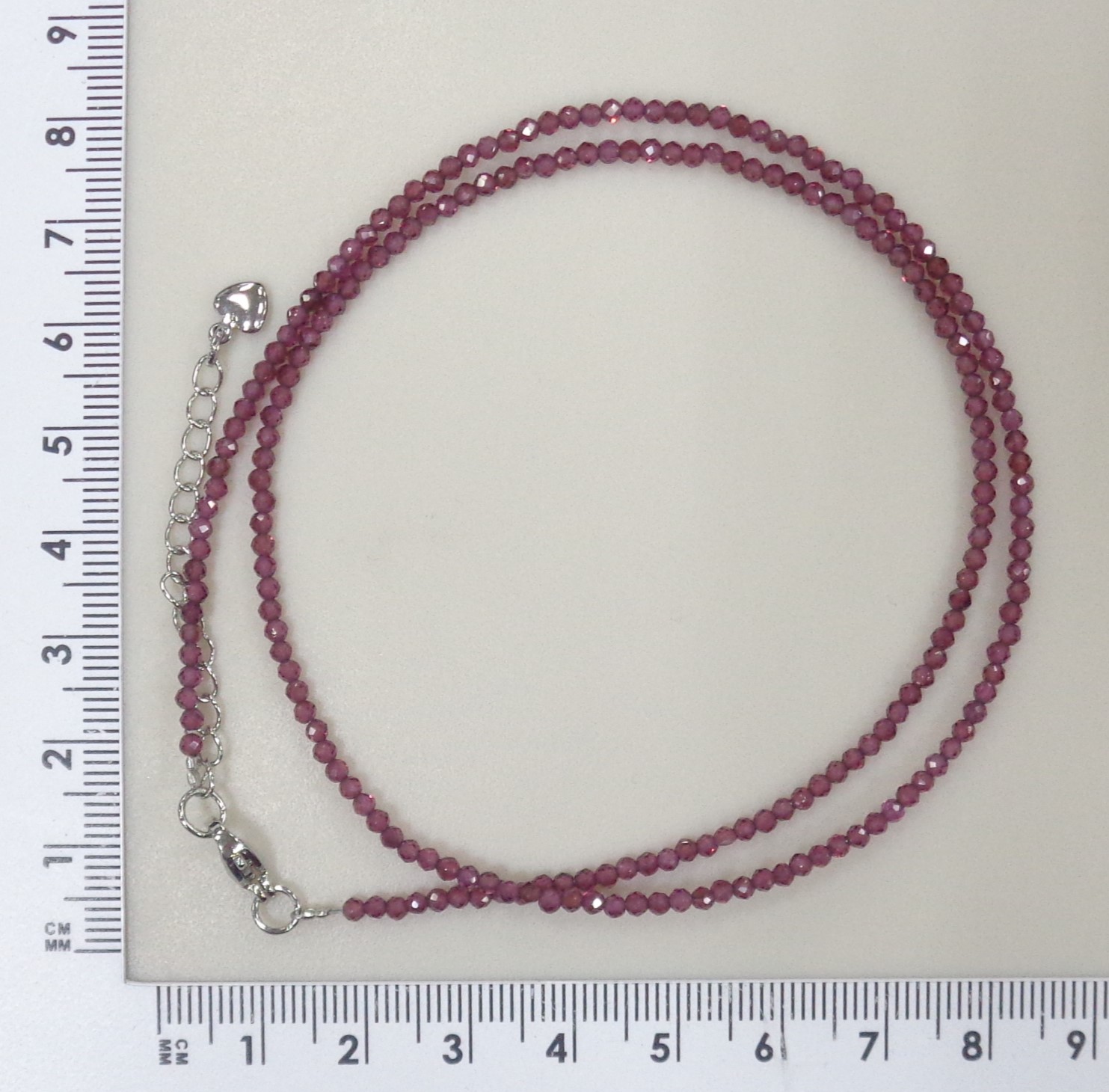 Бусы из граната